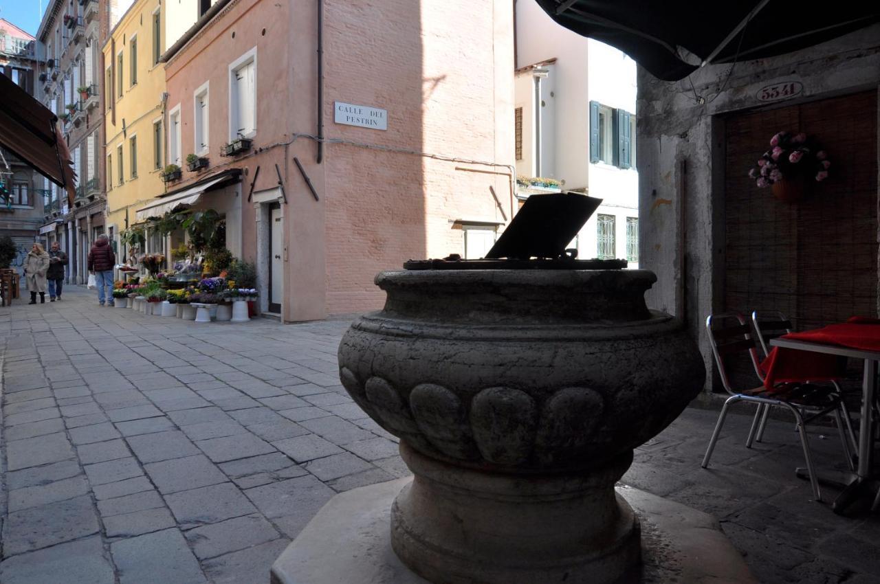 Cozy Apartment Near Rialto Bridge/ St.Mark Square Венеция Экстерьер фото