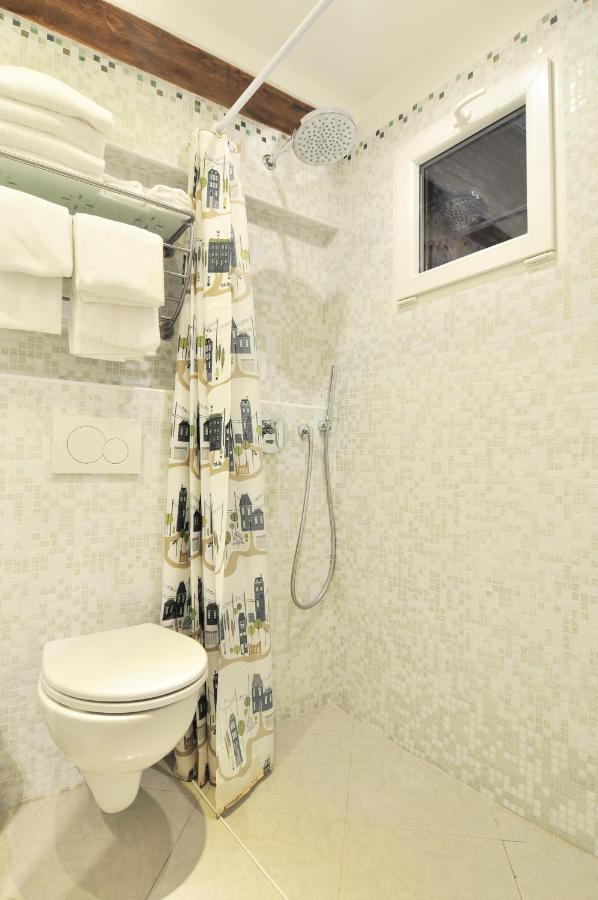 Cozy Apartment Near Rialto Bridge/ St.Mark Square Венеция Экстерьер фото