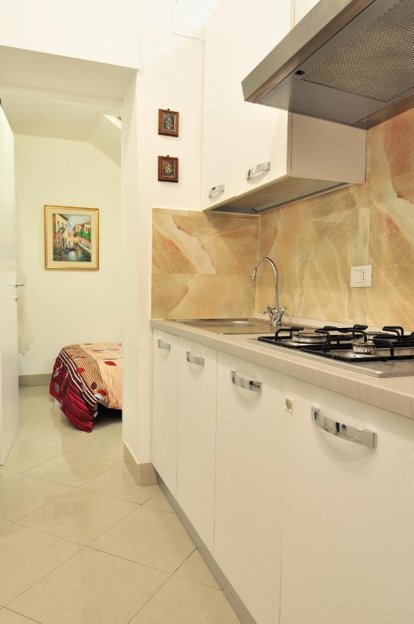 Cozy Apartment Near Rialto Bridge/ St.Mark Square Венеция Экстерьер фото